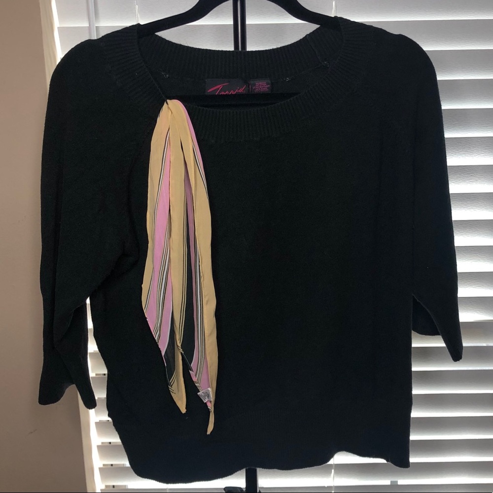 3/4 sleeve Torrid shirt